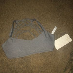 Lululemon free to be wild bra size 10 BRAND NEW